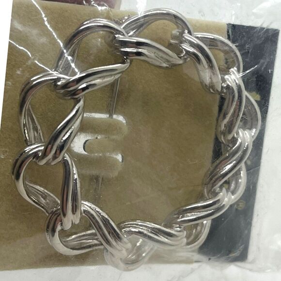 Napier Wreath Pin Brooch Silver Tone Link New on Card Vintage in Original Wrap - Picture 4 of 13